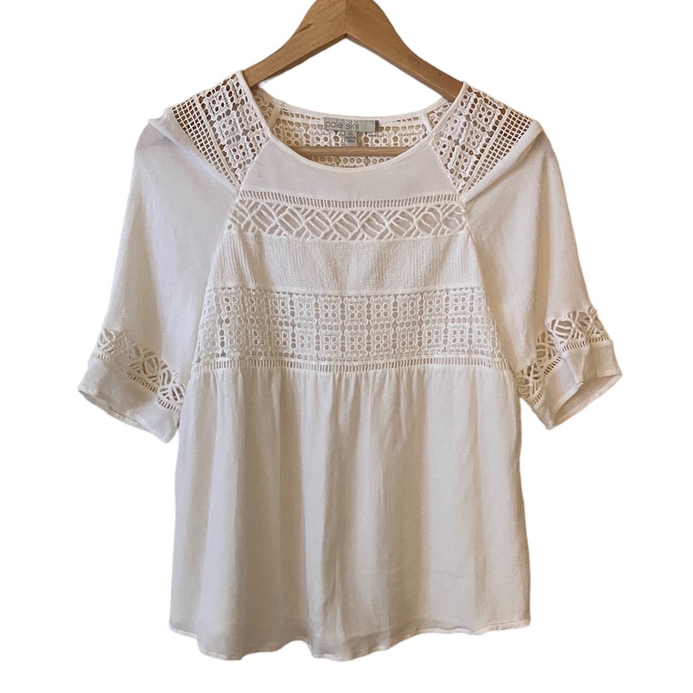 Pale Sky Lavana White Boho Embroidery Crochet Detail Top Size XS